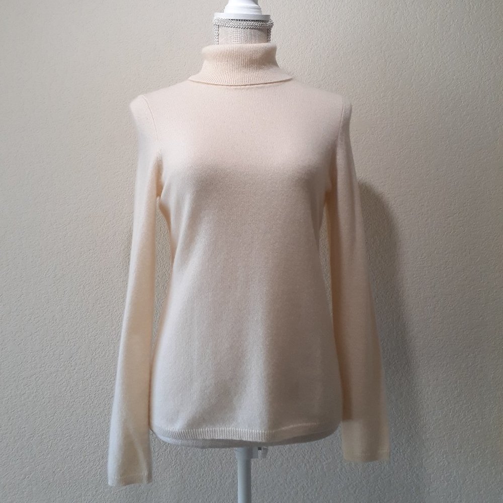Charter Club Ivory Cashmere Turtleneck